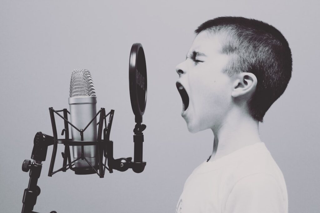 découvrez l'art de la communication efficace, un outil essentiel pour établir des relations solides et réussir dans votre vie personnelle et professionnelle. apprenez des techniques pratiques pour améliorer vos compétences en communication verbale et non verbale.