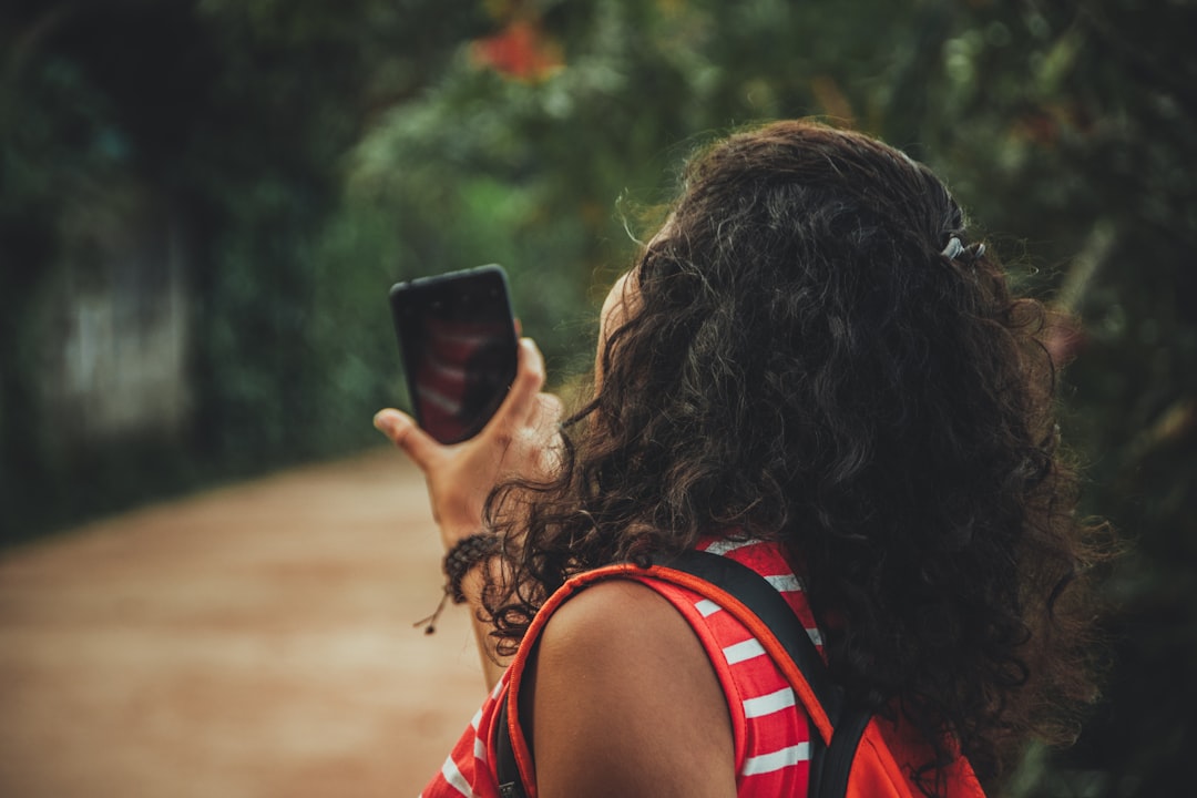 découvrez l'importance de l'amour de soi à travers des conseils pratiques et des réflexions inspirantes. apprenez à cultiver l'estime de soi, à embrasser votre authenticité et à transformer votre vie grâce à la bienveillance intérieure.